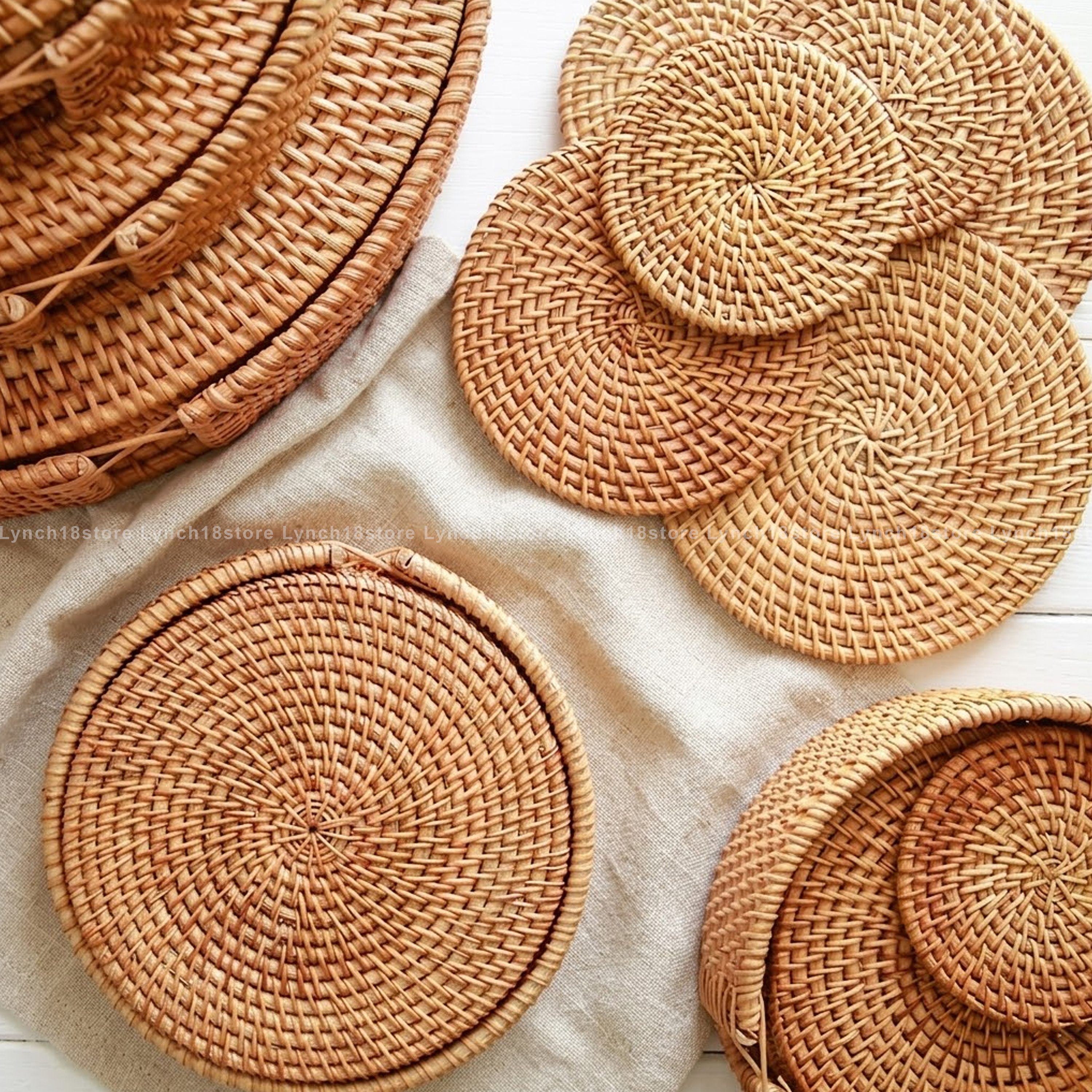 Handwoven Rattan Placemats Set – Natural Round Woven Table Mats, Eco-Friendly Boho Farmhouse Table Decor
